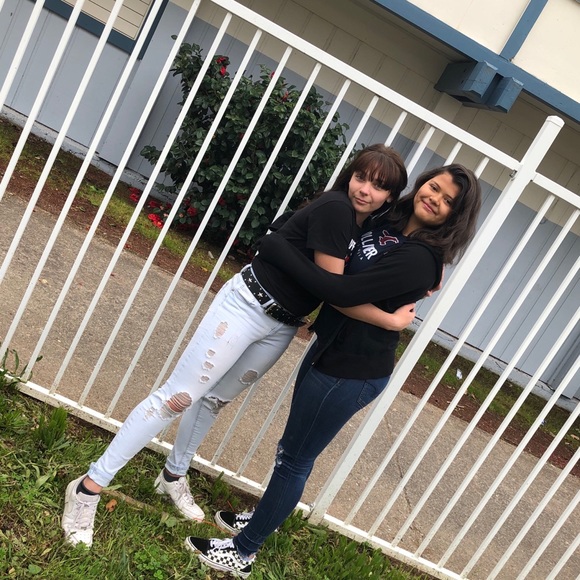 Meet your Posher, Destiny - Picture 6 of 8